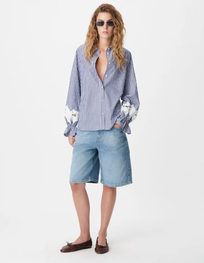 Chemise rayures bleue détails broderies fleurs Femme