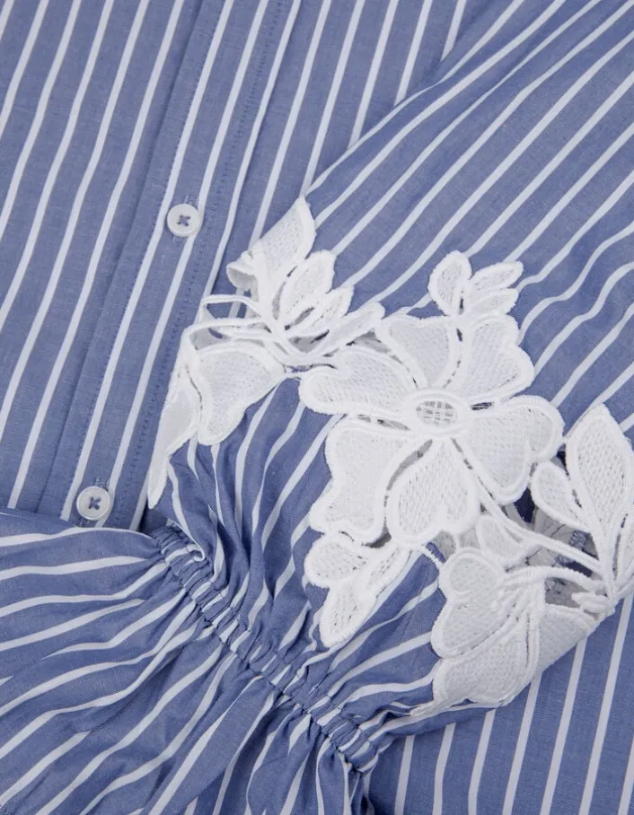 Chemise rayures bleue détails broderies fleurs Femme