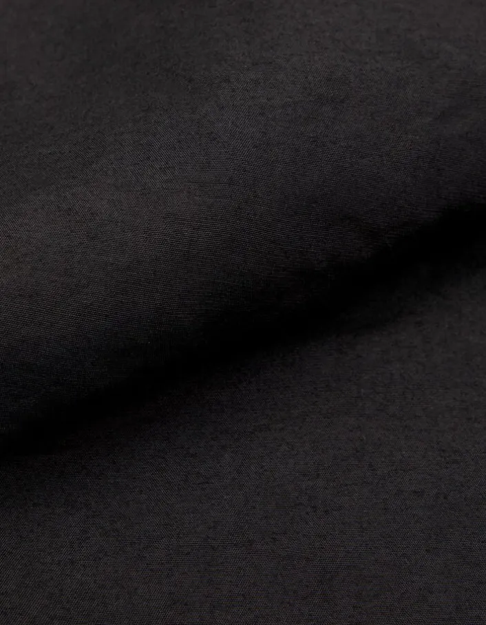 Robe courte noire col bénitier Femme