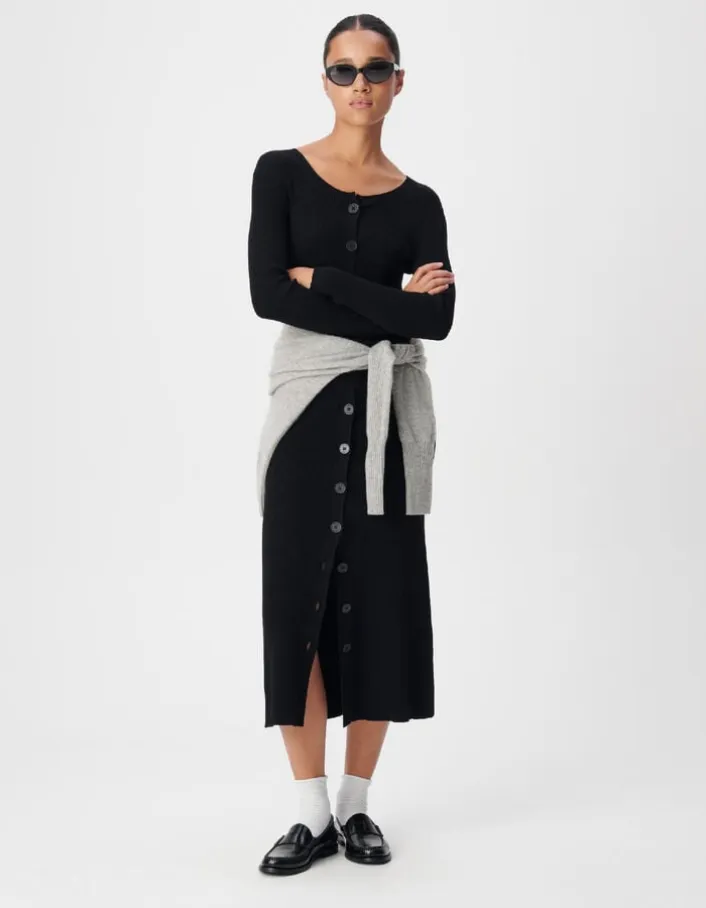 Robe longue noire boutonnée tricot côtes plates Femme