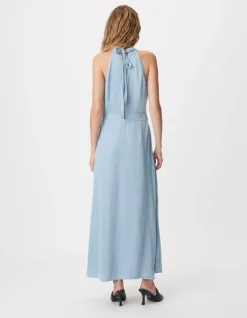 Robe longue sans manches bleu ciel satinée Femme