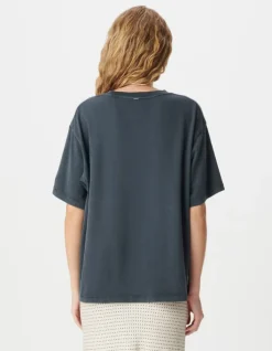 Tee-shirt gris print immeubles et messages Femme