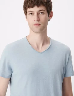 T-shirt encolure V bleu acier coton bio flammé Homme