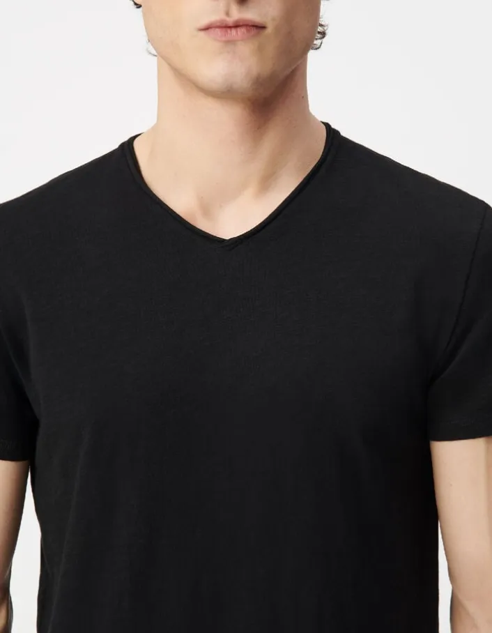 T-shirt L'Essentiel noir col V Homme