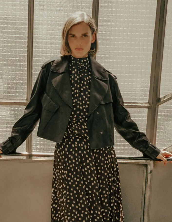 Veste cuir noir bavolet et poche biais Femme